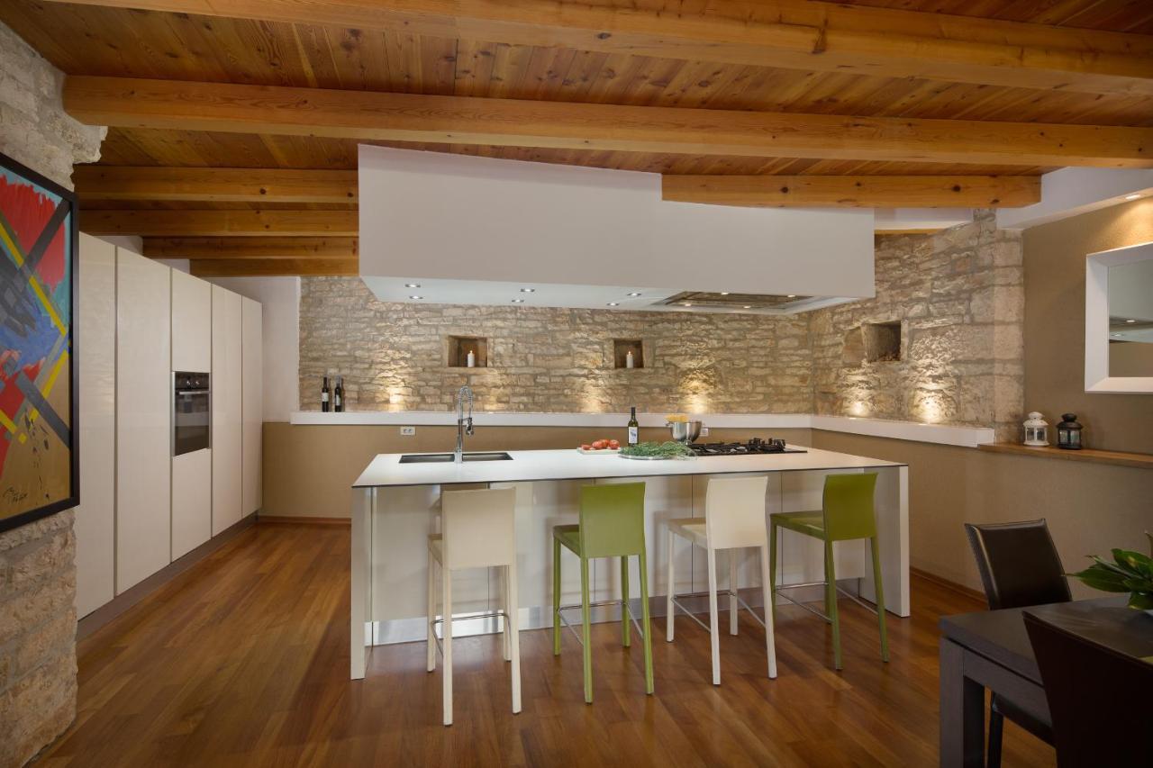 Art Villa Sis Rovinj Luaran gambar
